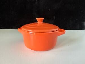Ceramic baking bowl, soup bowl, dessert dish with lid, orange mini dutch oven
